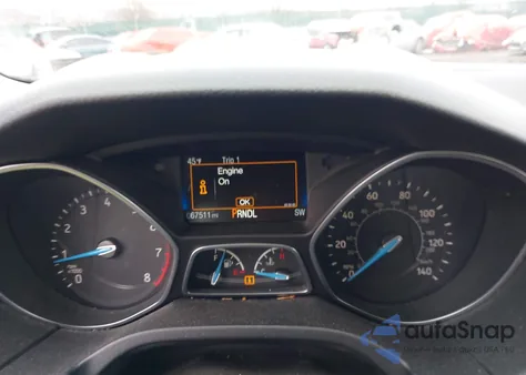 2017 Ford Focus Se z USA, uszkodzony, nr VIN 1FADP3F25HL316811